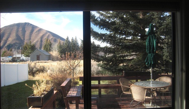 Perfect Hailey Local: Biking Trail, Great Views, Walk To Town, Campion Ice House