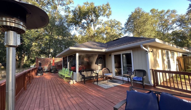Perfect HAVEN paradise! Location, fenced, handicapped,Kayaks,Pets, Dive and kids