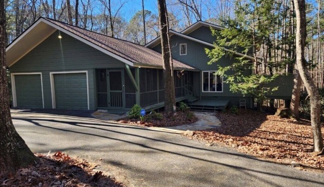 Perfect Hiker’s Haven Retreat just steps to F. D Roosevelt State Park!