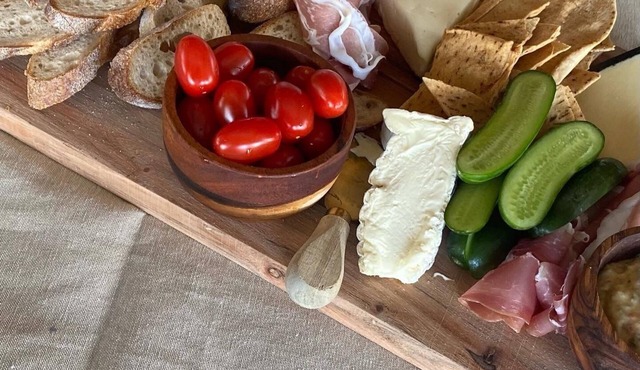 Perfect holiday accommodation in the Yarra Valley for 6 to 8 people.