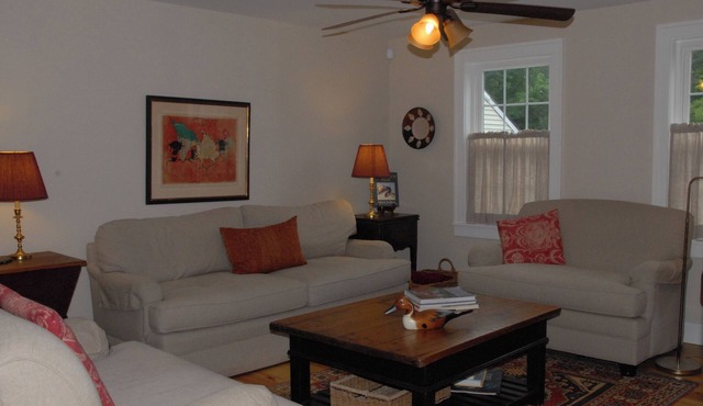 Perfect Holiday Retreat, Completely Renovated, Central Location