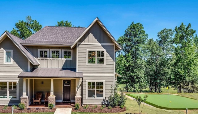 Perfect House For Groups - 4 Suites, 8 Beds, 5 TVs