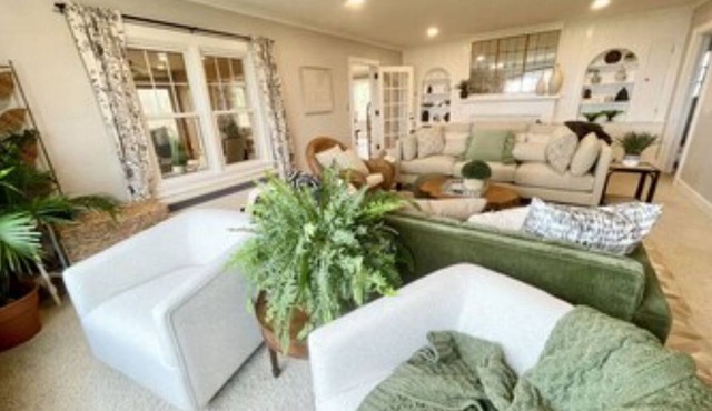 Perfect Lake House to gather with Friends and Family. Come make some memories!