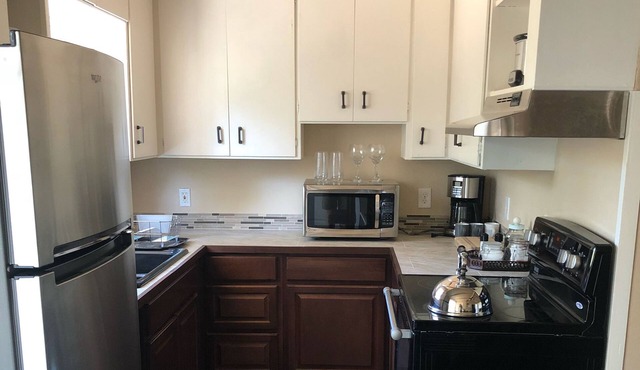 Perfect lake retreat! Get away from it all and come play on the lake!