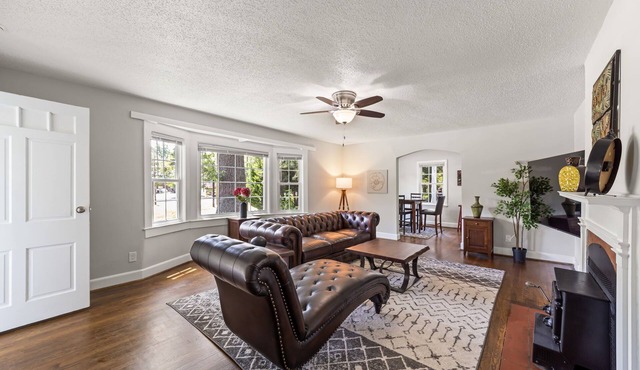 Perfect Lindley Park location - Minutes from GAC, Coliseum, Restaurants and Pubs