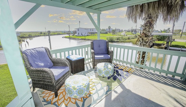 Perfect little Getaway for the fishers and beach goers!