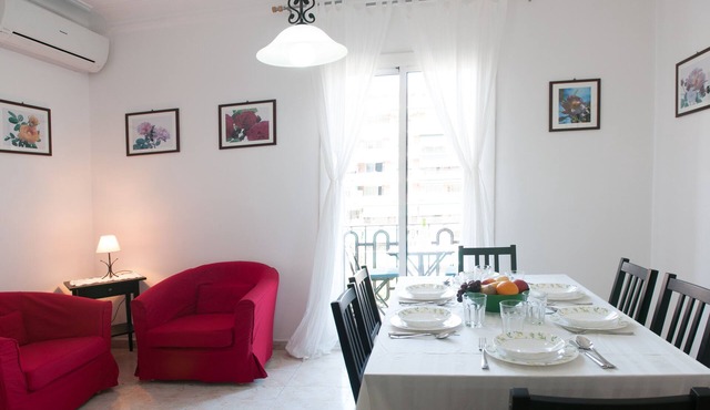 Perfect location: 2 Double Bedrooms, 2 Balconies, Free WiFi.