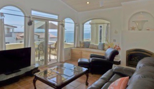 Perfect Location - Amazing Views - Quiet Neighborhood - 30 Day Minimum
