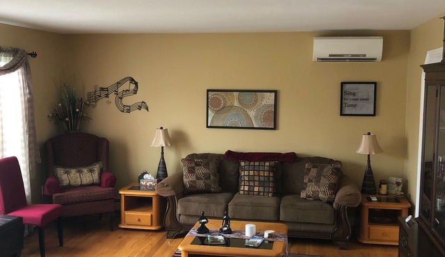 Perfect Location - 10 Minutes From Downtown Charlottetown