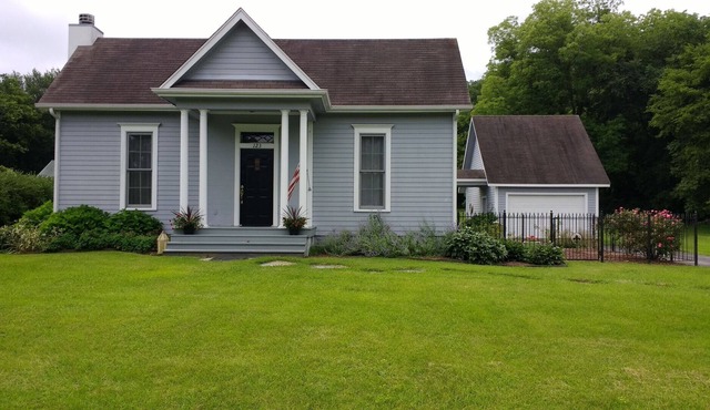 Perfect location for your visit to Southern Middle Tennessee.