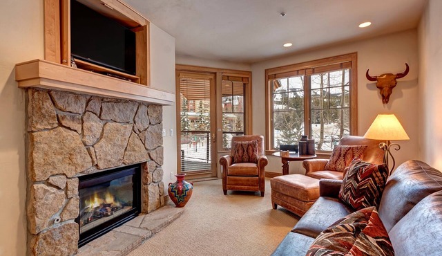 Perfect location, Heated garage parking!