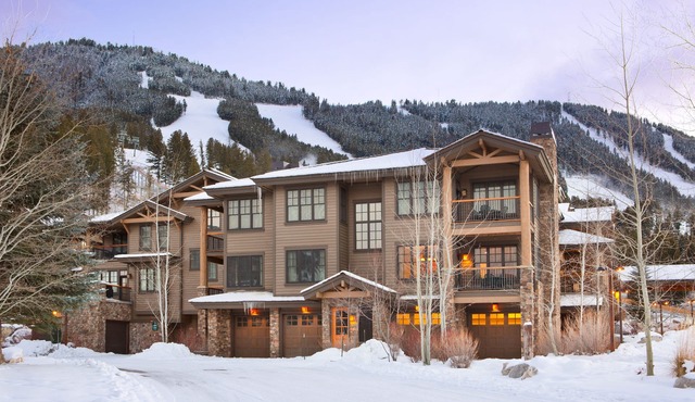 Perfect location makes for easy access to downtown, Snow King and more