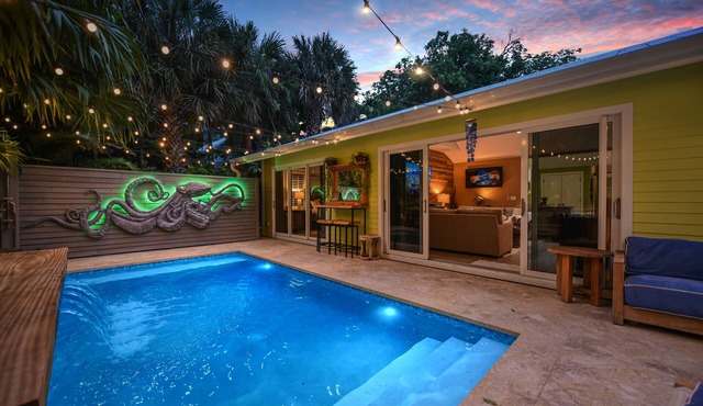 Perfect Location, nPrivate Heated Pool,nPristine Luxury Home!
