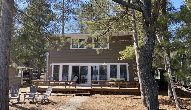 Perfect Long Lake Beach Get-a-way for Families and Friends