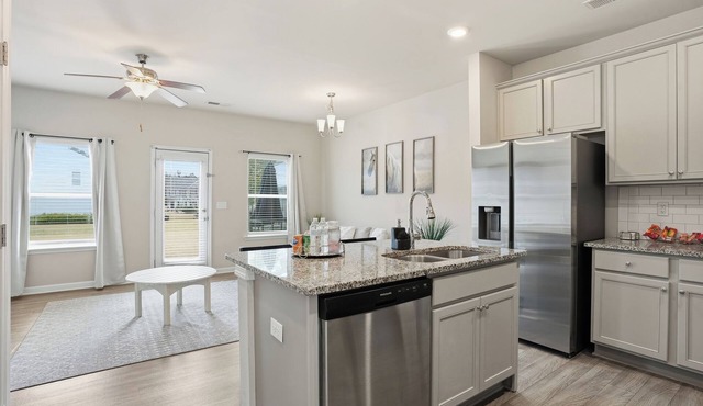 Perfect Lux Retreat 5 Min to Downtown + Airport