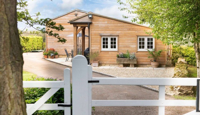 Perfect luxury 2 bedroom holiday home in the Cotswolds - Slade Stables
