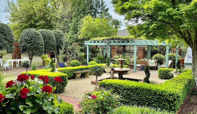 PERFECT MASTERS RENTAL!