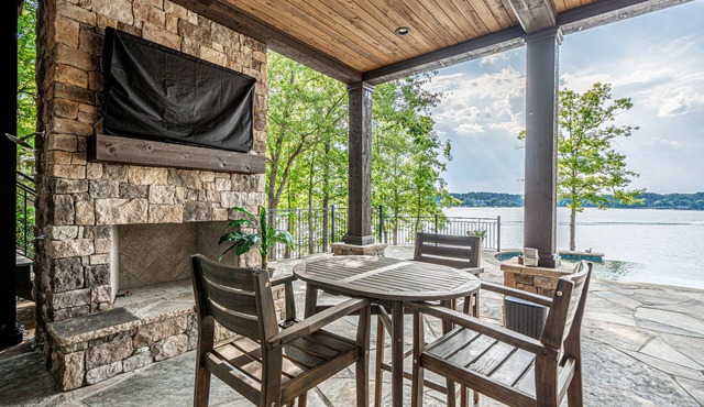 Perfect Masters Retreat or Family Lakehouse for Extended Getaway