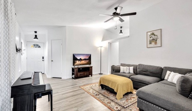 Perfect Moreno Valley Getaway Near UC Riverside!
