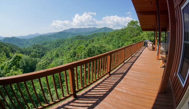 Perfect Mountain Getaway with a view and a hot tub.