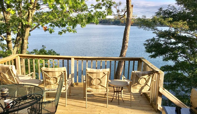 Perfect Multigenerational Family Retreat on Big Silver Lake