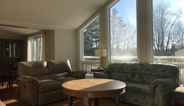 Perfect Muskoka 3 Bedroom Waterfront Cottage