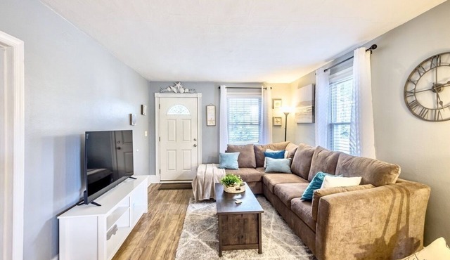 Perfect Neptune Getaway Minutes to Bradley Beach!