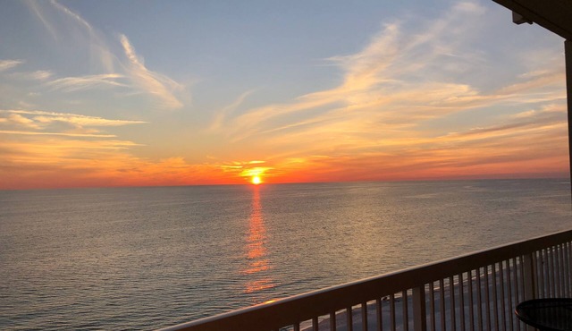 Perfect Ocean View Right on the Beach Celadon Beach Resort! Special Discount