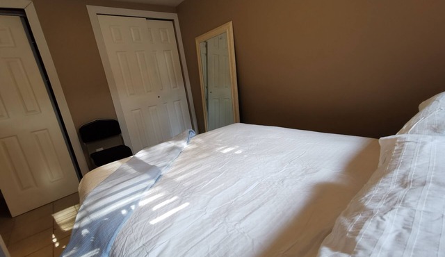 Perfect one bedroom in Central District close to Swedish Cherry Hill and SU