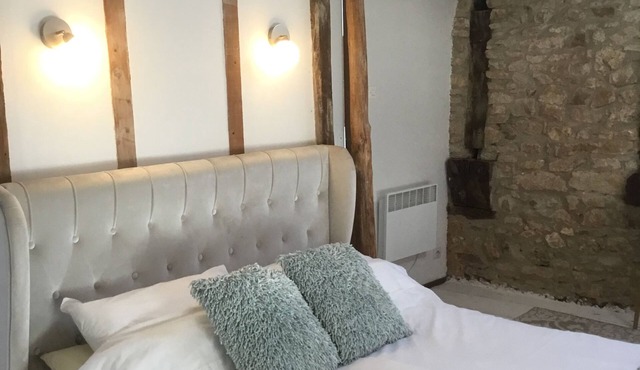 Perfect Perigord Vert peaceful retreat in beautifully restored cottage with pool