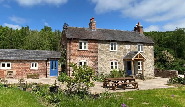 Perfect Peak District Cottage