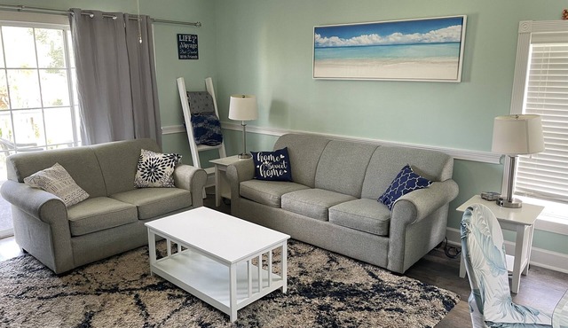 Perfect Pet Friendly 2 Bedroom Condo in the Heart of Myrtle Beach!