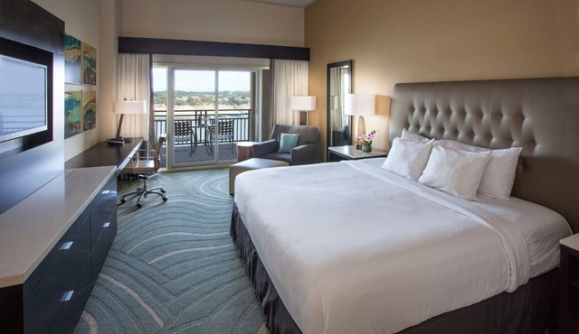 Perfect Place to Unwind! Outdoor Pool, Close to Lakeway Country Club