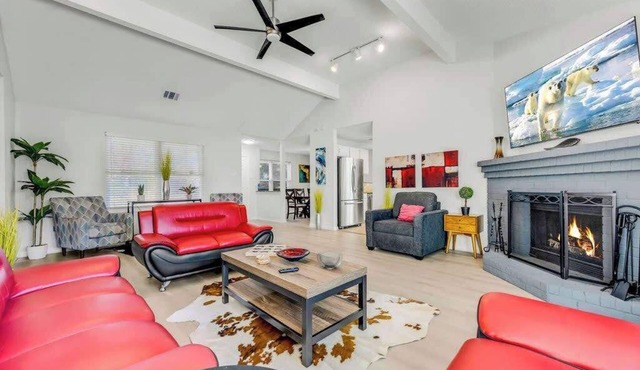 Perfect Plano w/Pool/4 BDR | PingPong Air Hockey