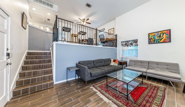 Perfect Price & Central Location - 5 Mins to EVERYTHING