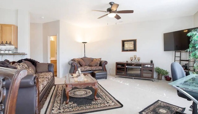 Perfect Private Albuquerque Getaway Near Uptown!