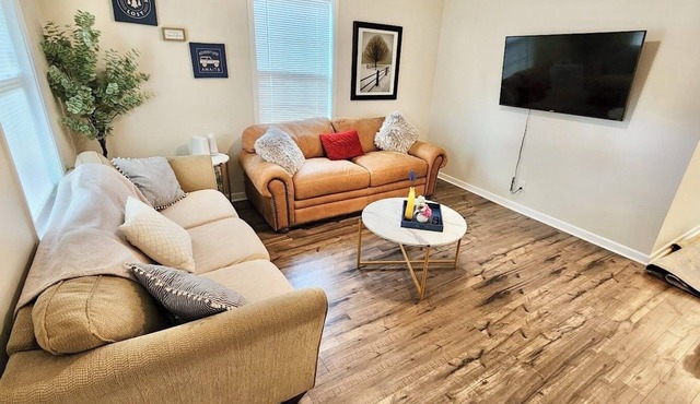 Perfect Private Birmingham Getaway Near Downtown!