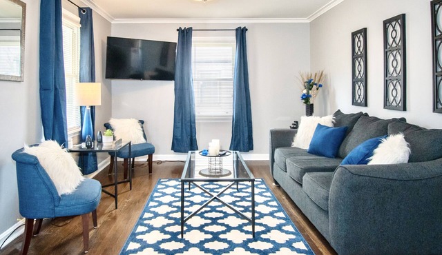 Perfect Private Cincinnati Getaway Near Downtown!