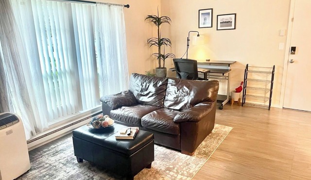 Perfect Private Getaway in Seattle's Southside!