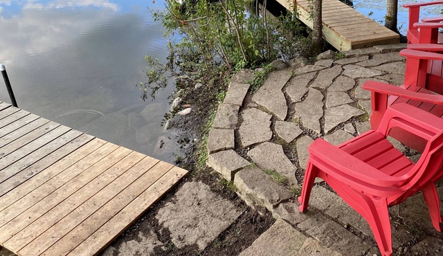 Perfect Relaxation Zone! Clean, Quiet, Comfortable, Crystal Clear Lake, Fishing
