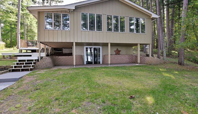 Perfect sandy frontage with Western Exposure for perfect sunsets!