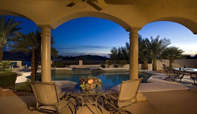 Perfect Scottsdale Location, quiet neighboorhood, near Mayo- Resort Style Home