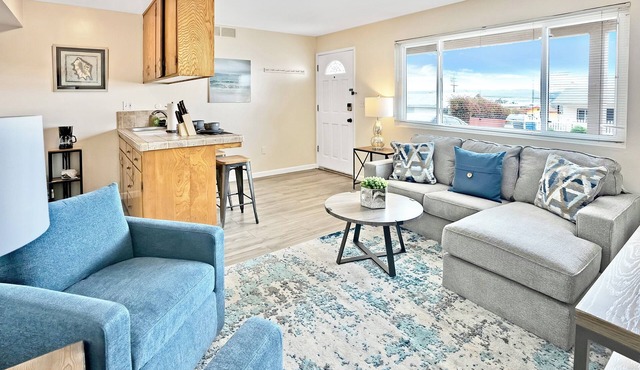 Perfect Seaside Beach Retreat Minutes to Monterey!