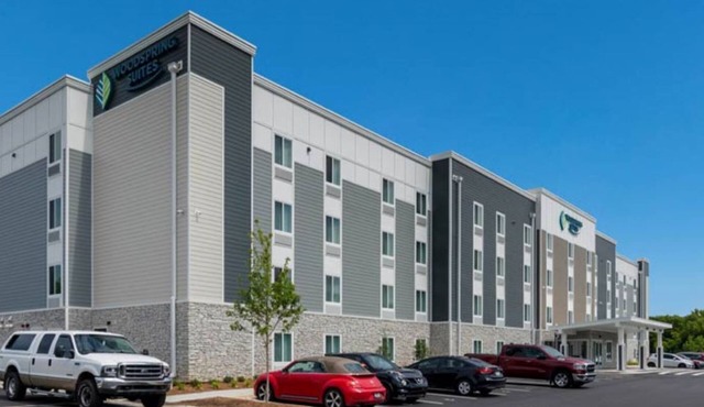 Perfect Spot for Denver Visitors – 3 Units Near Zoo, Stadium & Wildlife Refuge