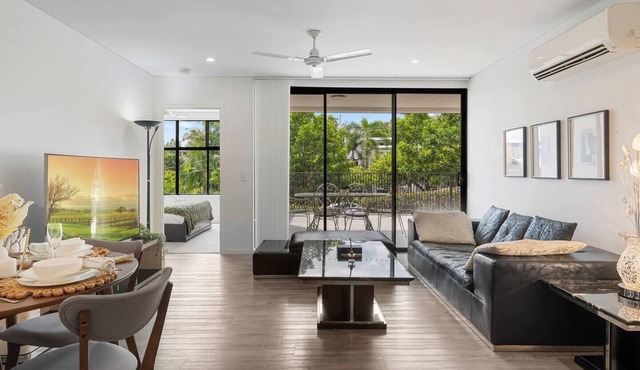 Perfect Spot Near CBD & UQ | Spacious 2Beds Apt