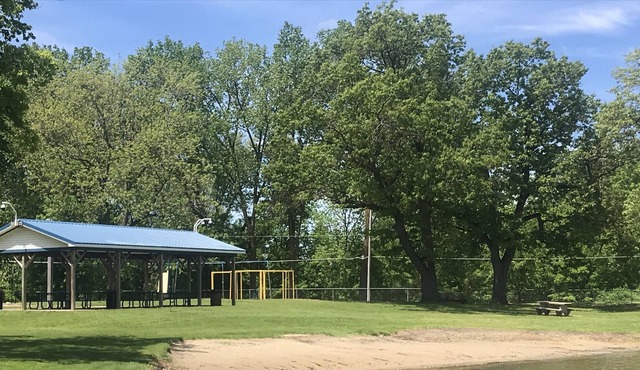 Perfect summer getaway in beautiful Clarklake, Michigan