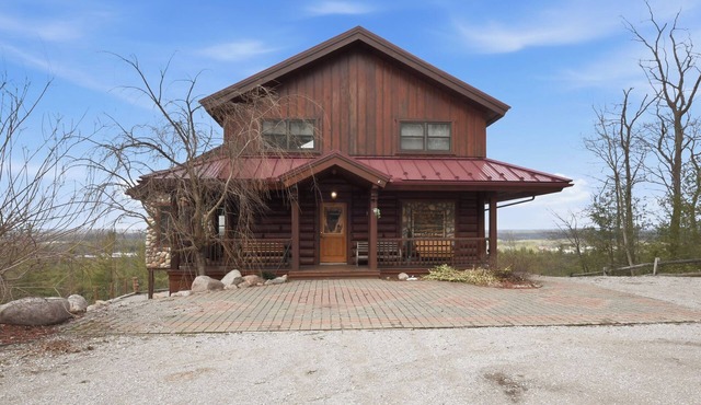 Perfect Up North Stay in Mio 4 Bedroom Retreat