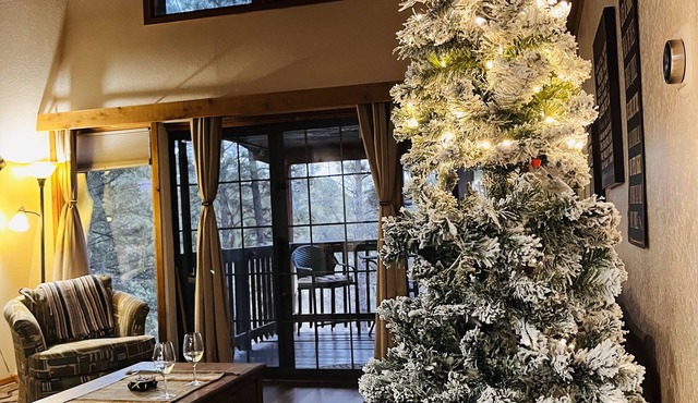 Perfect Vacation 3BR Cabin Central Ruidoso-Not in Flood Zone