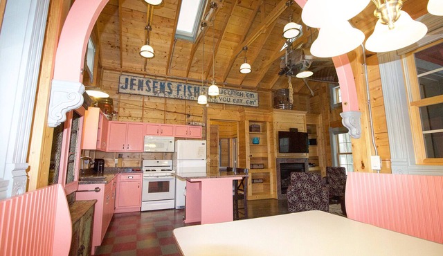 Perfect weekend getaway! Cottage #4 at DollyBrook minutes from Saugatuck