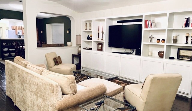 Perfectly located 3BR (no steps) - sleeps up to 7